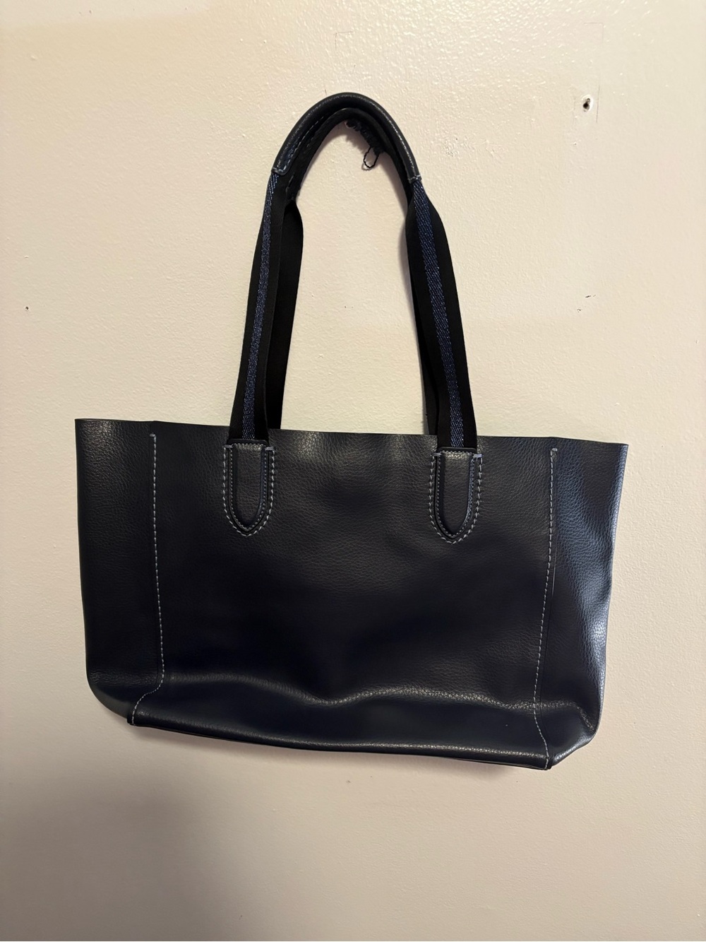 Coach Black Leather Tote with Horse & Carriage Logo and Pink Tag - Picture 5 of 6